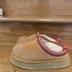 UGG Women's Tan Suede Slippers with Red Trim